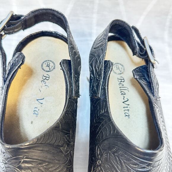 Bella Vita Starlee sz 8 Clogs Heel Strap Slip Resistant Black Tooled Leather - Picture 5 of 10